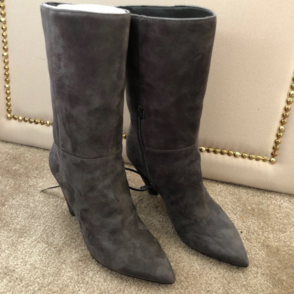 Boots - Picture 2 of 7